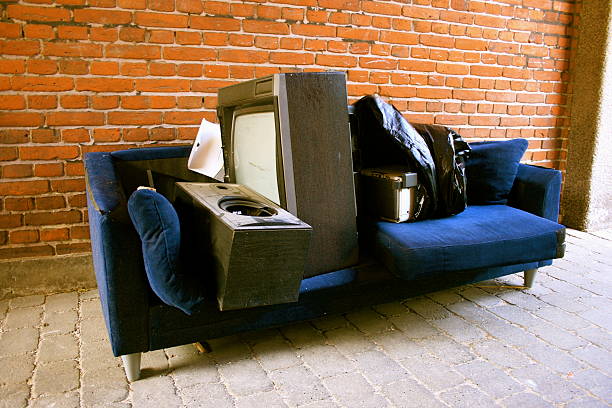 Best Construction Debris Removal  in Davenport, IA